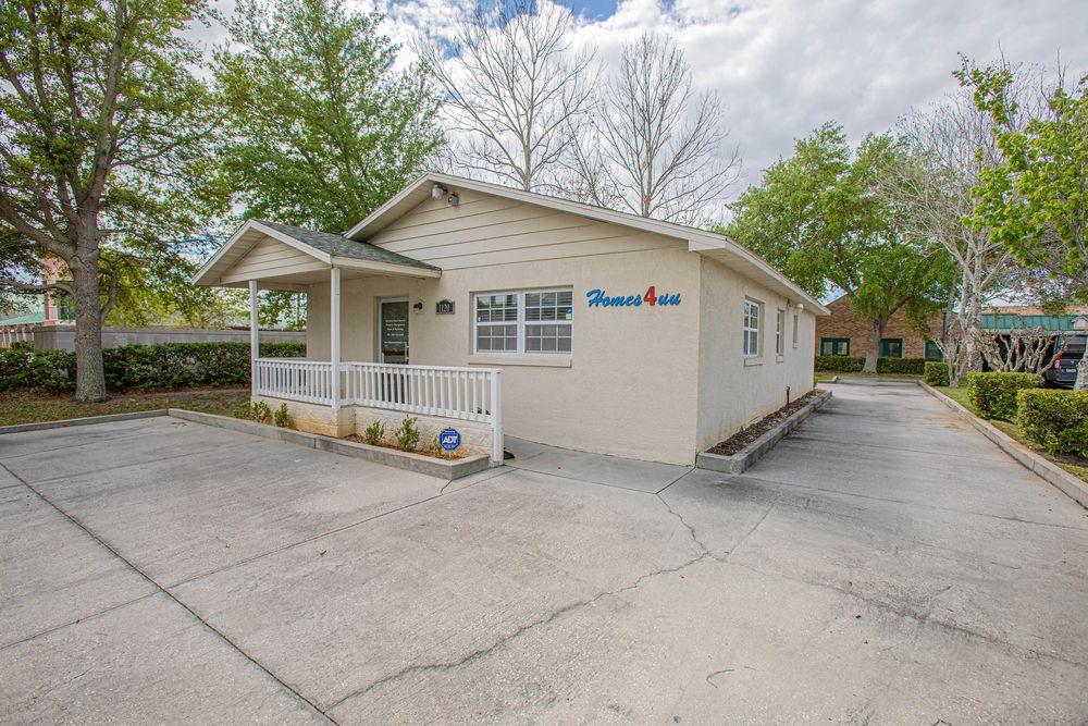 1120 Mann St, Kissimmee, FL 34741